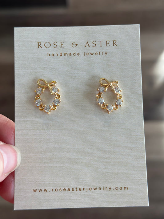 Twinkle Wreath Studs