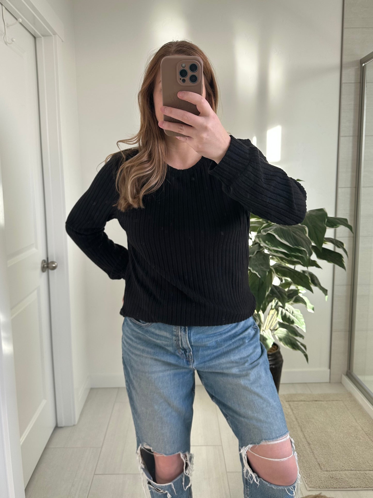 Alpine Noir Ribbed Top