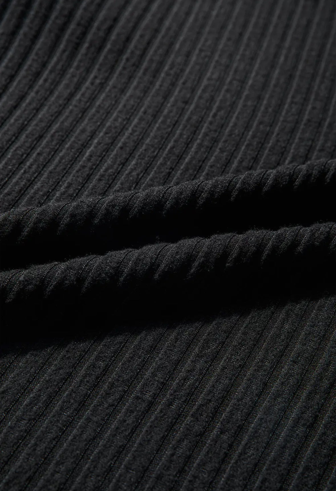 Alpine Noir Ribbed Top