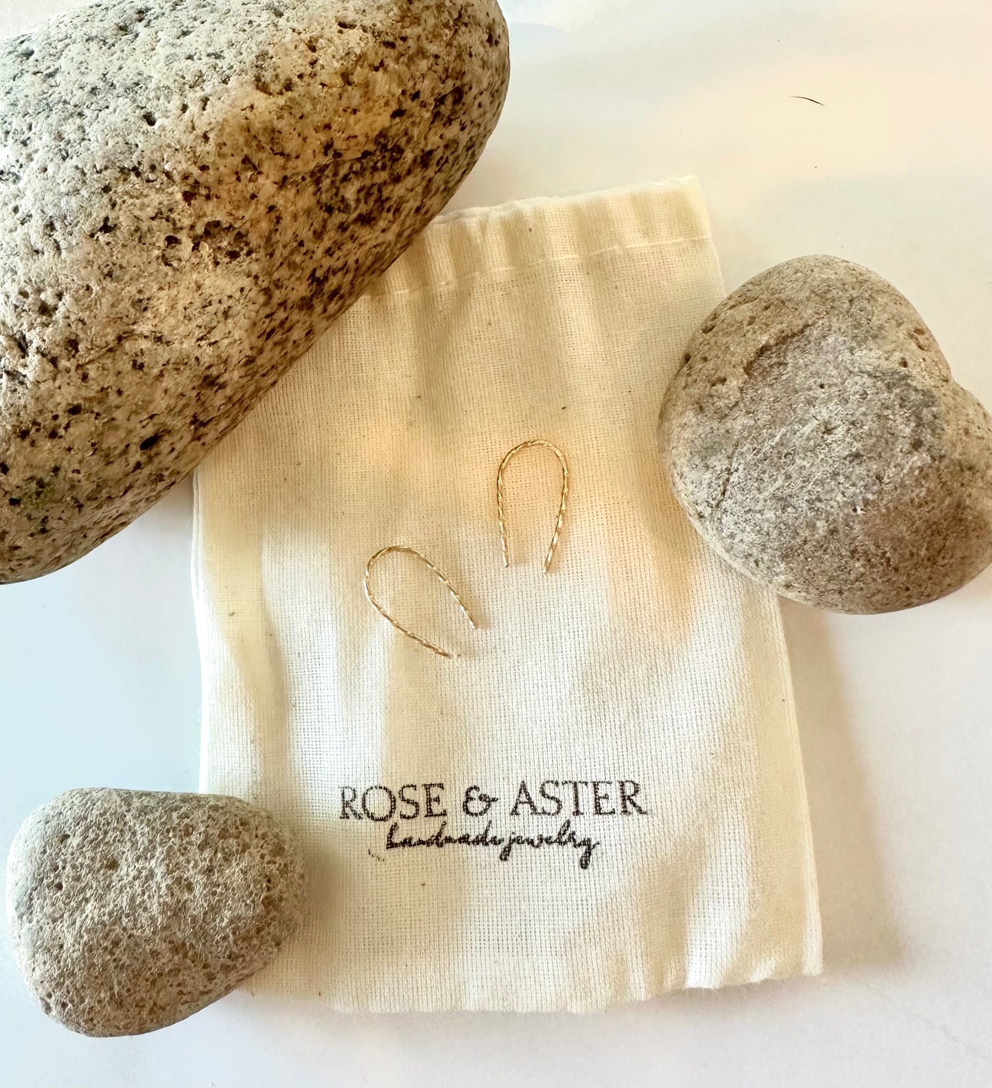 Twisted & Smooth Arch Earrings